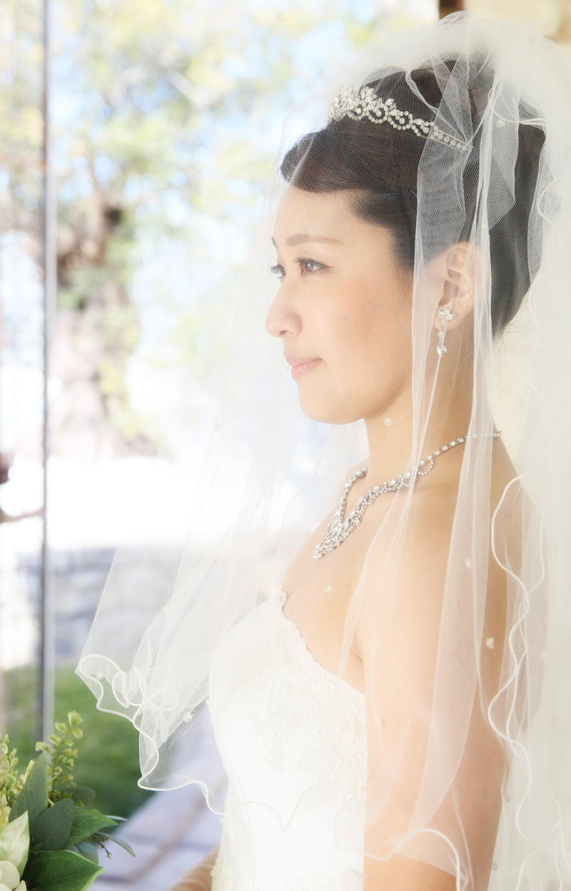*新婦の美しい横顔*