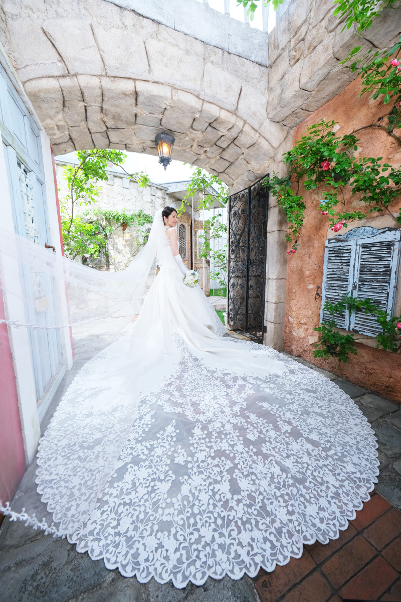 ＊トレーンの長いドレス＊