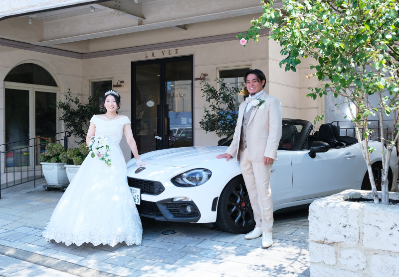 *エントランス〜愛車とともに*