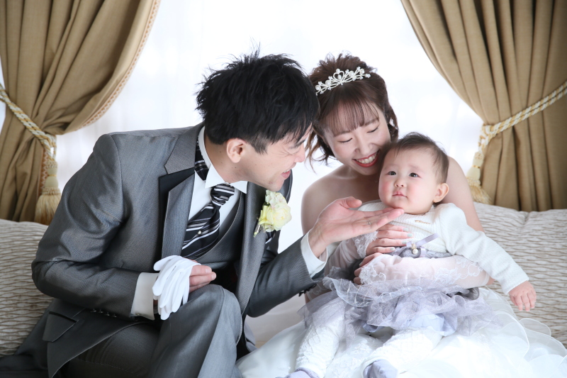 お子さまと一緒に洋装撮影プラン(ドレス1着に6切プリント1枚)