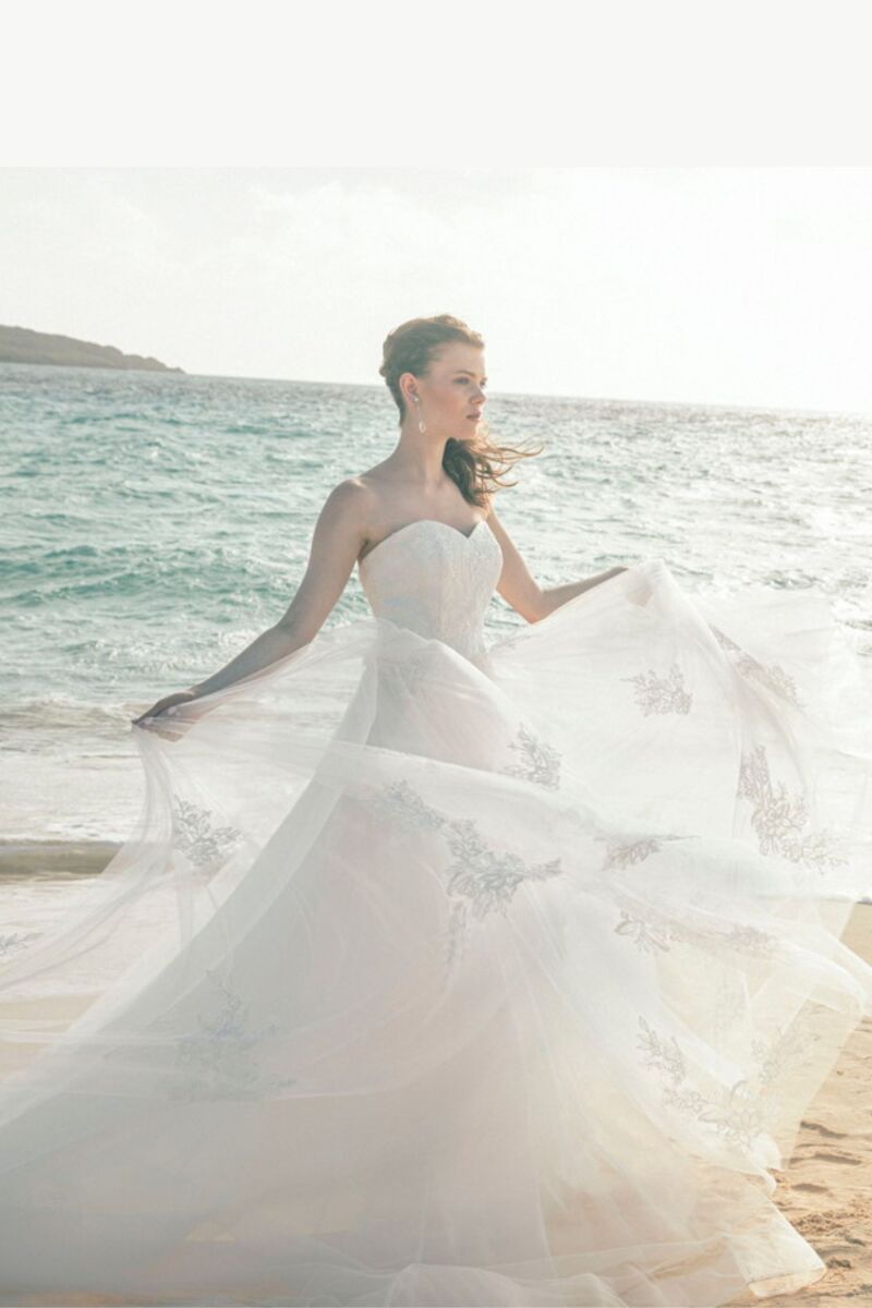 【MOANI - モアニ -】スタッフ推し！ビーチ撮影に♡