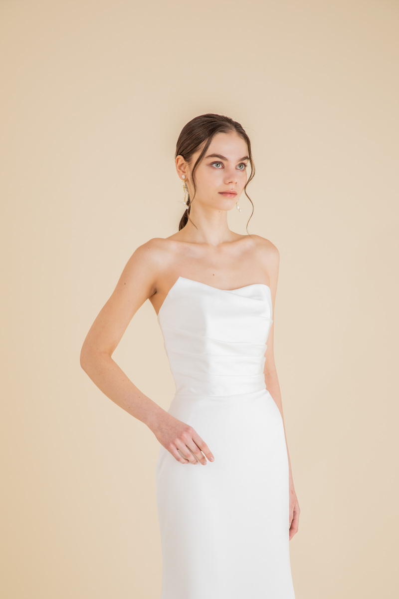 【AULA】アシンメトリーなビスチェが可愛すぎる♡