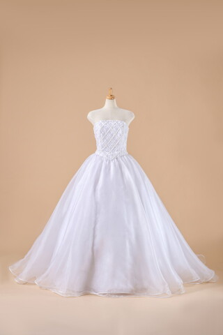 【BF-11】パイピングの裾とフロントの刺繍が個性的♪