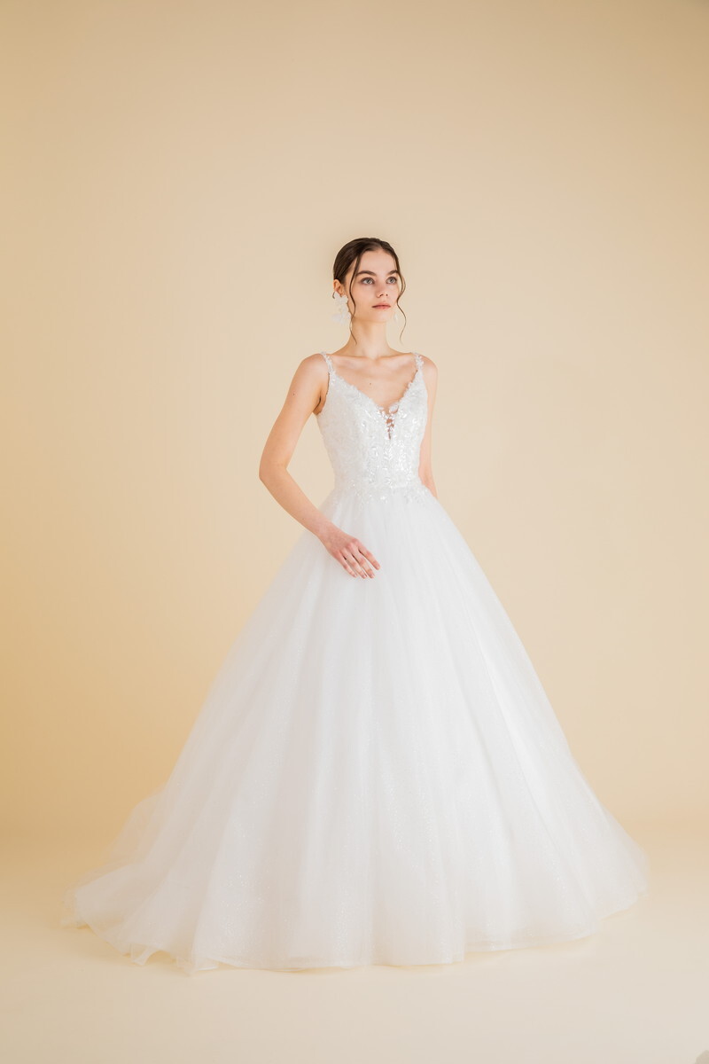 【AMY - エイミー -】グリッターチュールが輝くドレス☆