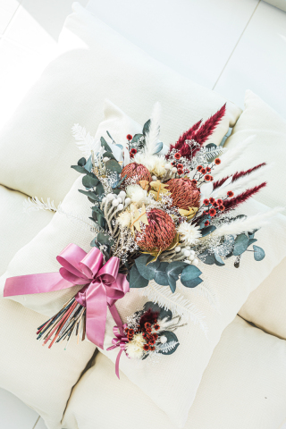 生花ブーケ【ロイヤルルージュ】