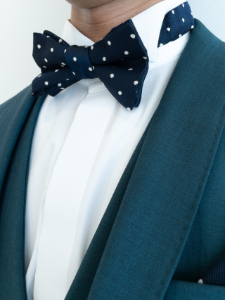 蝶ネクタイ（ネイビードット）