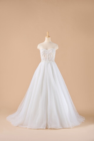 【BF-28】ビスチェの刺繍とチュールの裾がキレイ♪