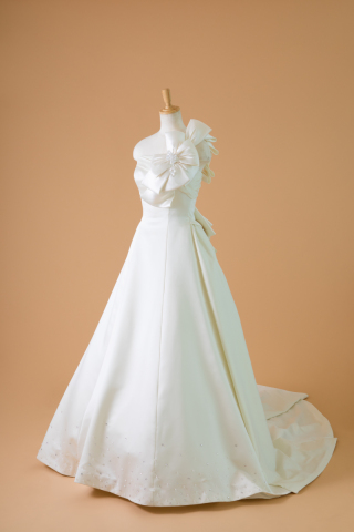 【KS-C33】LUMINO-4　ラメサテンのドレス❀