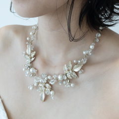 ネックレス（ゴールドリーフ）