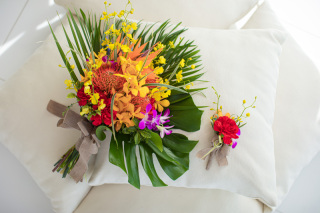 生花ブーケ【太陽のトロピカル】
