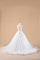 【BF-20】大きくVカットの入った背中がオシャレ♡