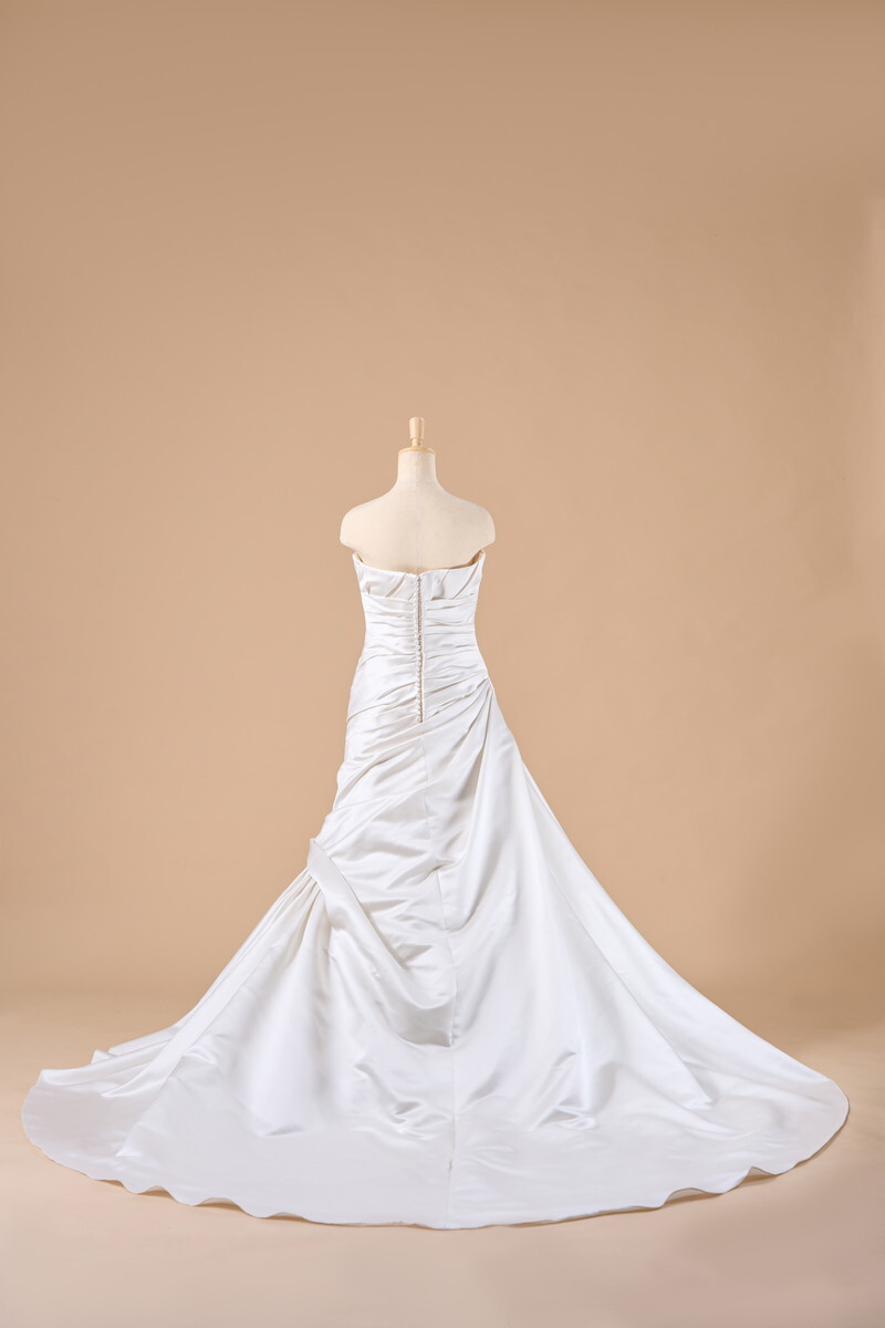 【BF-12】光沢あるサテンがステキなAラインシルエット❀