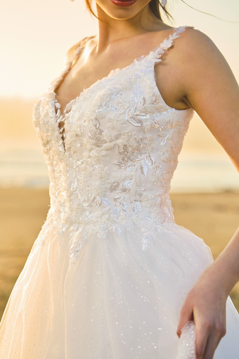 【AMY - エイミー -】グリッターチュールが輝くドレス☆