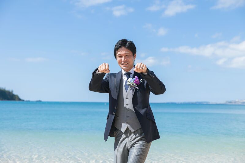 ノリノリな新郎様