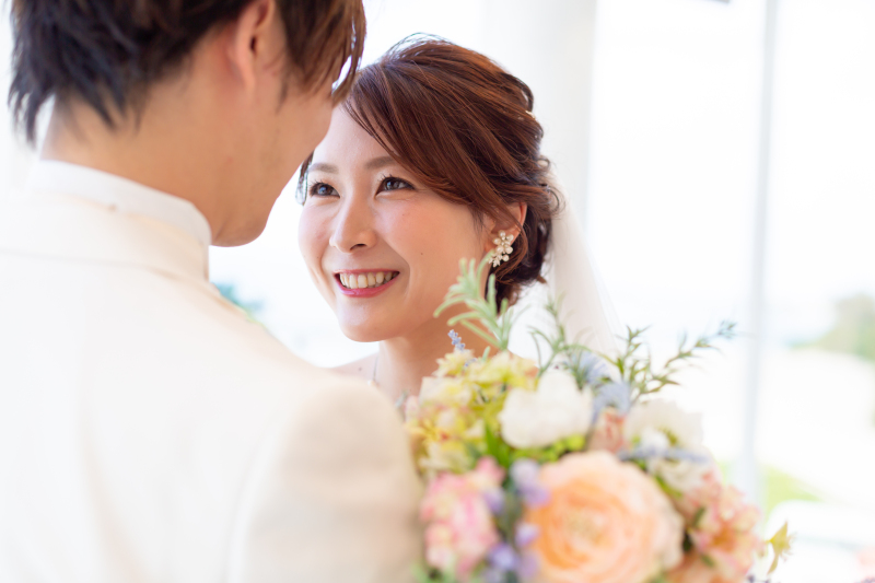 おふたりの間の幸せ溢れる空気感