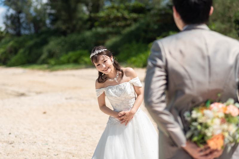 なにか隠してる??