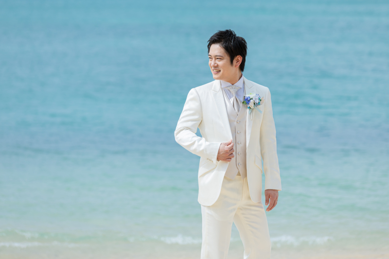 視線の先には、新郎さんでした