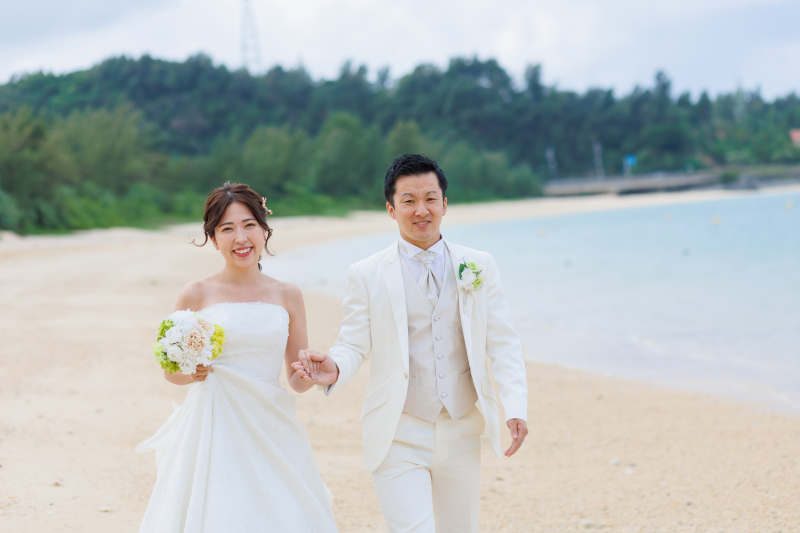 ビーチをゆっくりおさんぽ