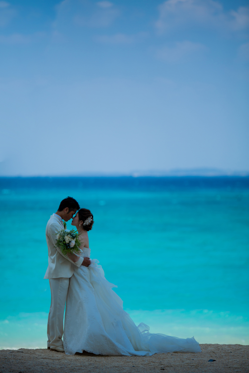 海の青さを一段と感じられる1枚