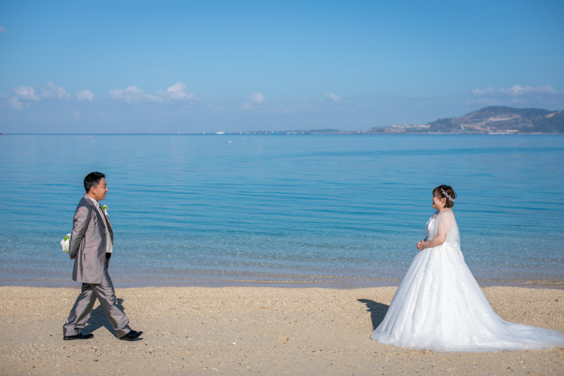 新婦様に近寄って