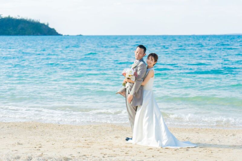 後ろからぎゅっと