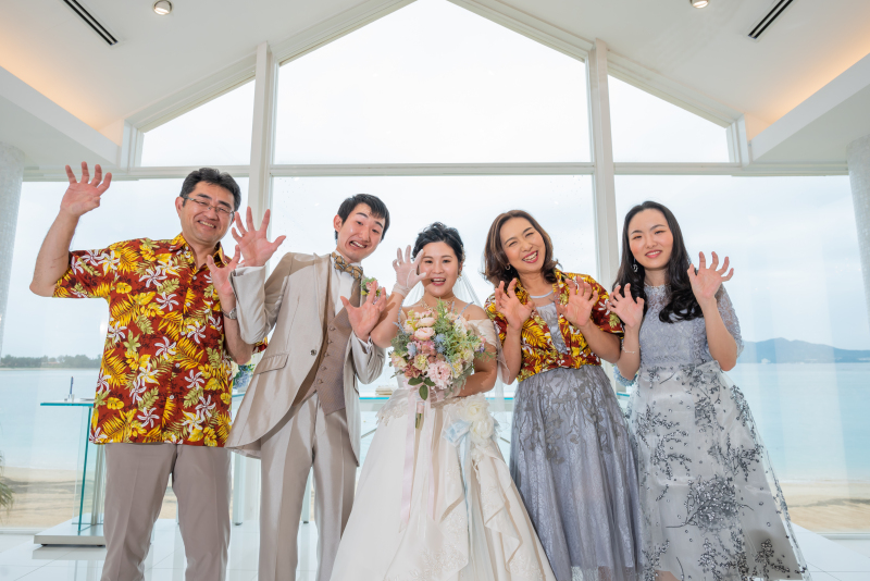 皆でシーサーポーズ！