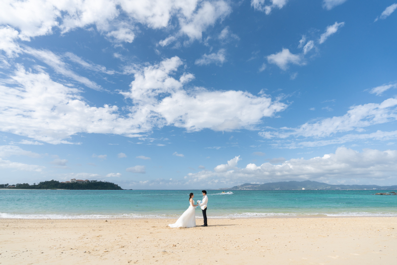 水平線をバックに