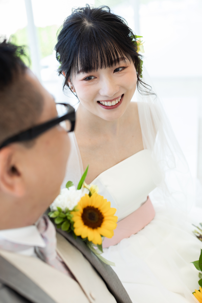 新郎様のアドリブで、新婦様の笑顔も引き出されます