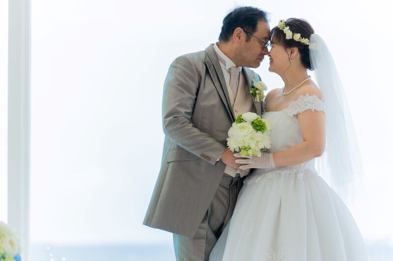 お鼻を合わせて