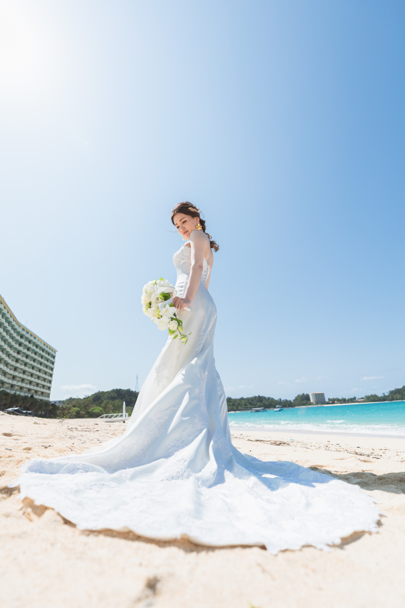 スタイル抜群のマーメイド姿が素敵です