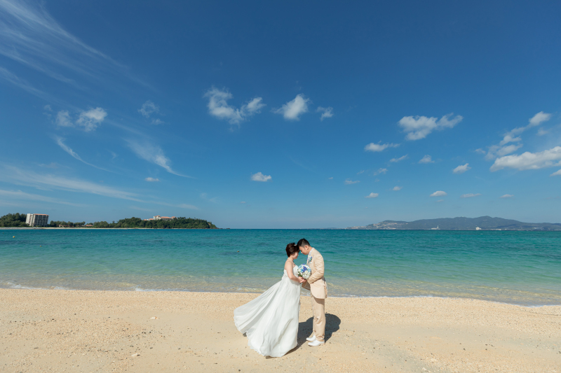 水平線をバックに