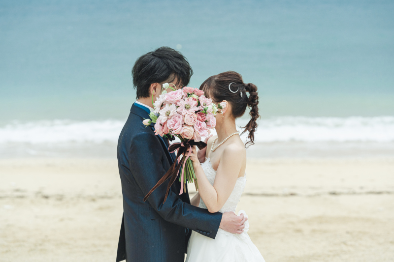 お顔を隠して・・・♥