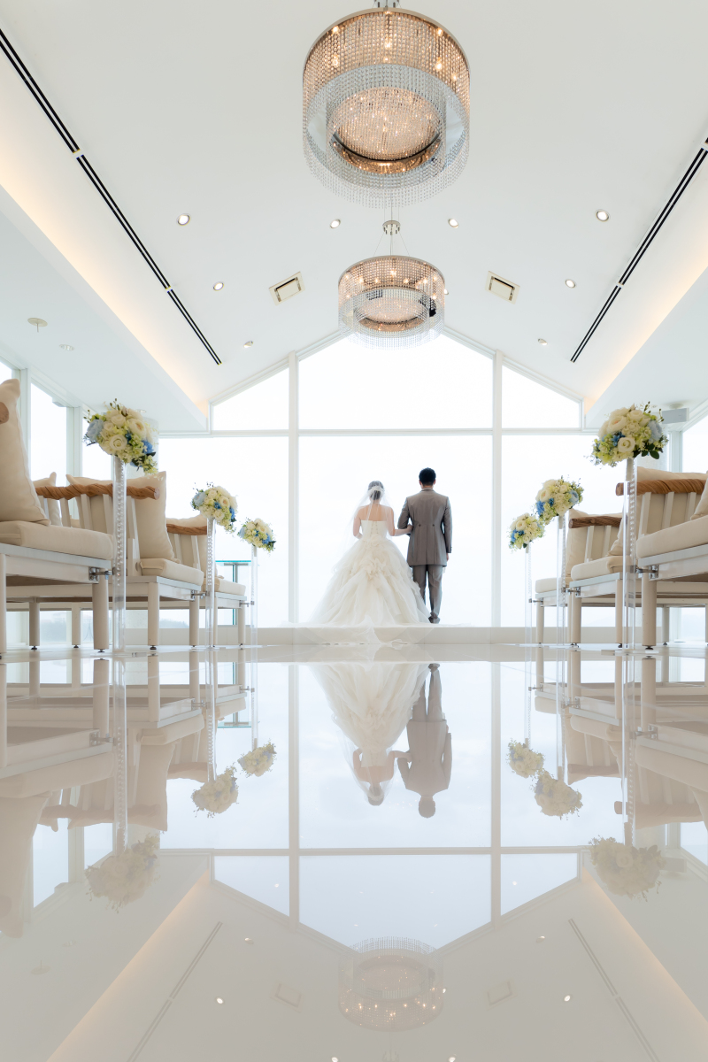 バージンロードに映るのは・・・