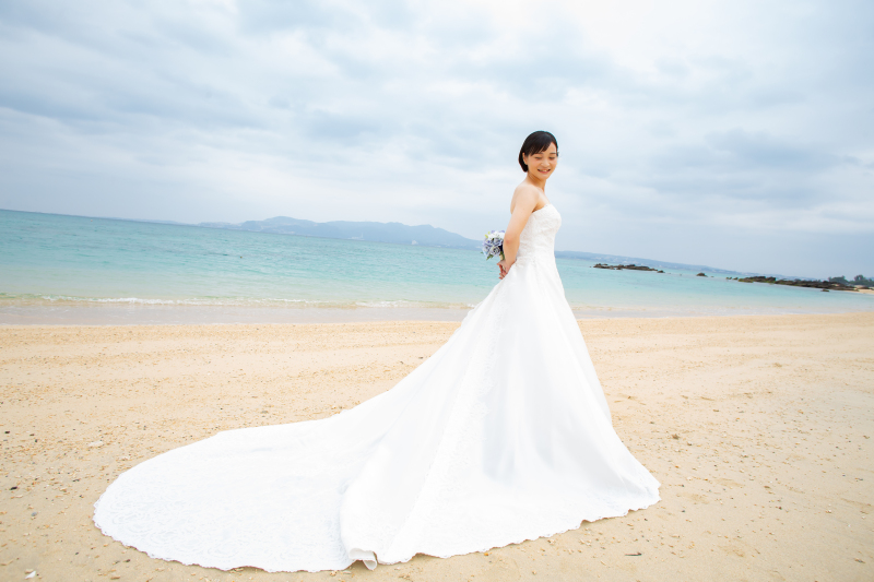 ビーチからはおふたりで・・・