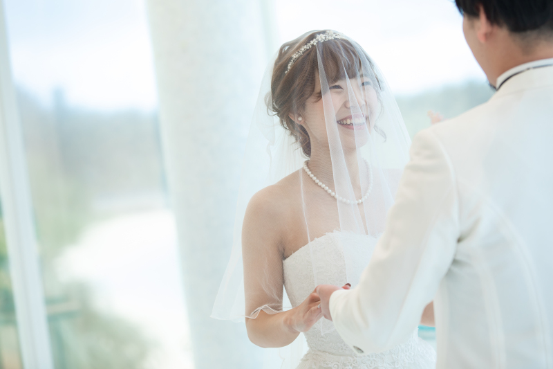 新郎様を見つめる瞳がキラキラです