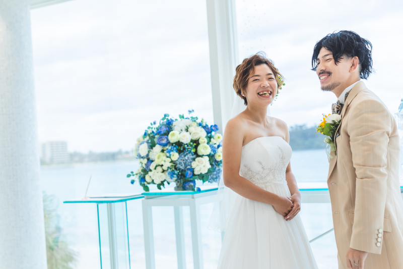 おふたりとも照れ笑い！