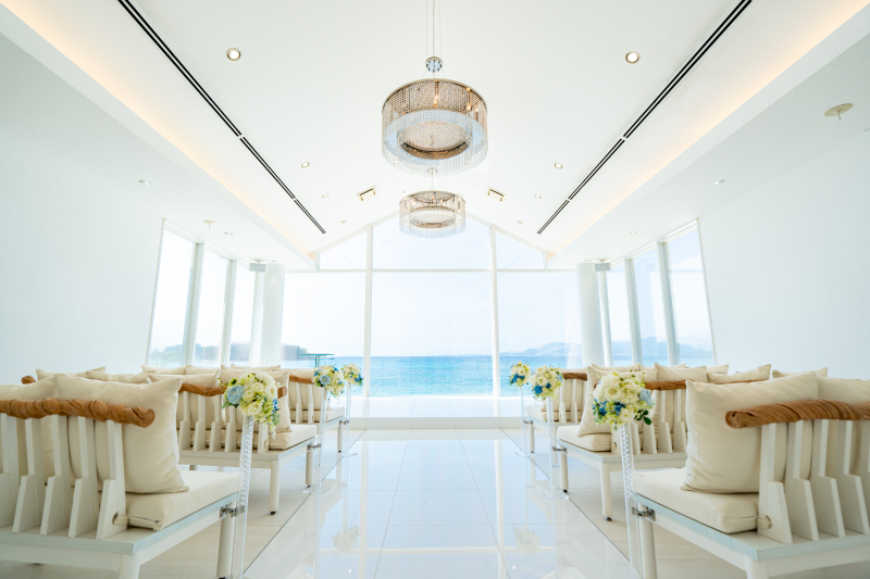 海の見えるチャペルで