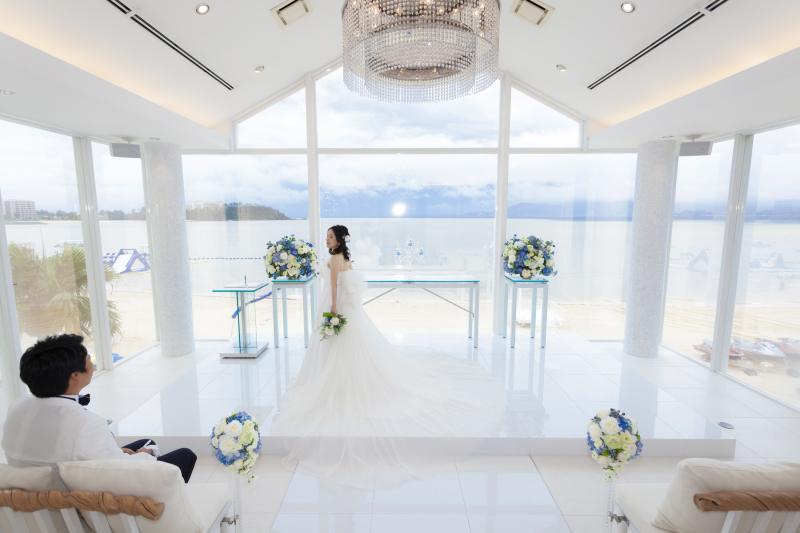 チャペルらしいこんなショットも