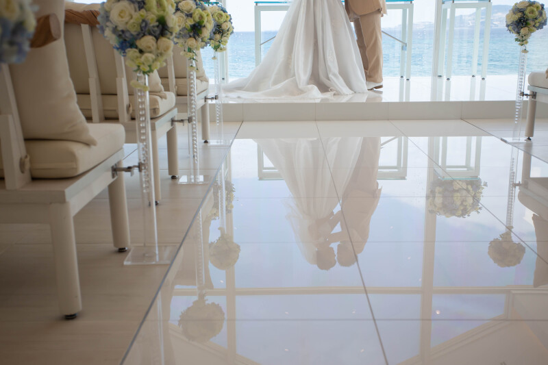 バージンロードに映るのは・・・