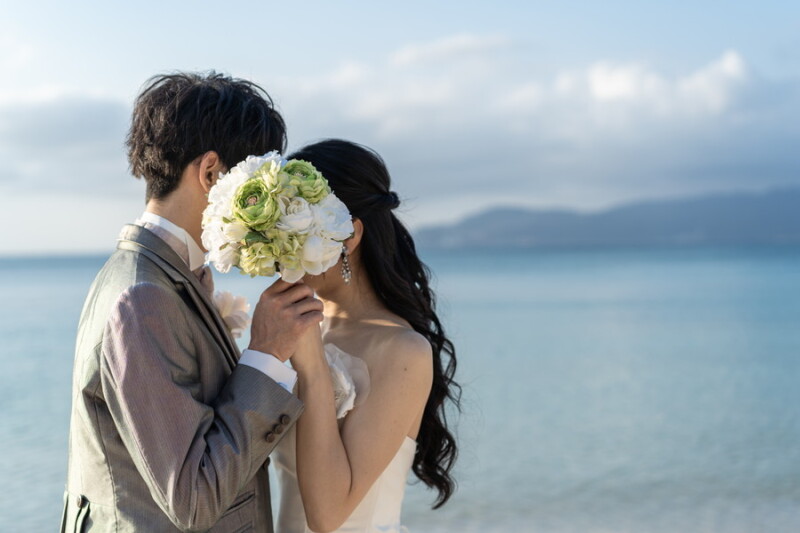 ブーケ顔隠しショット