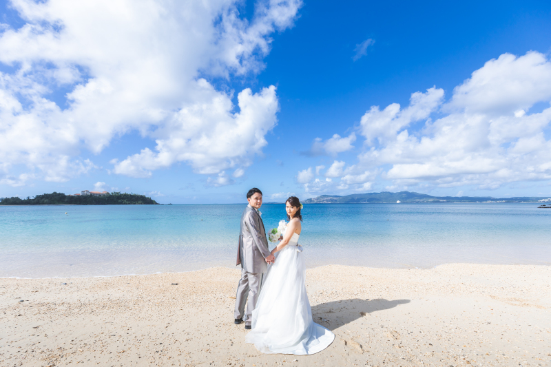 水平線をバックに