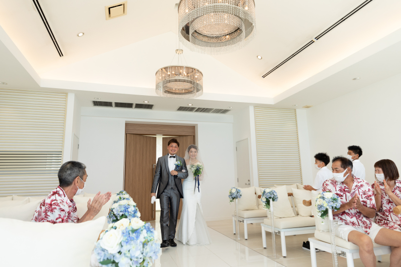 いざ、ご家族様の前に入場の時です!