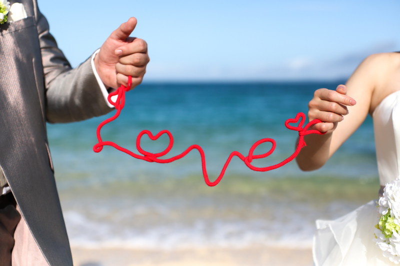 小指で繋ぐ「LOVE」