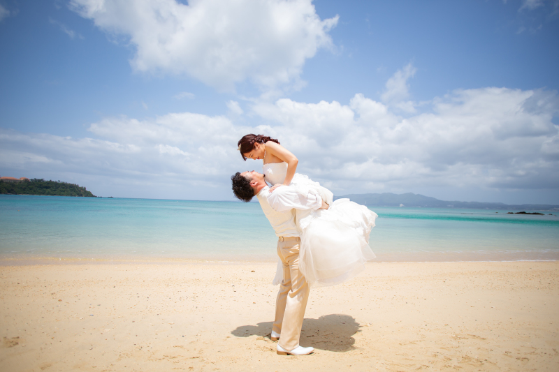 新郎様、抱っこに挑戦！！！