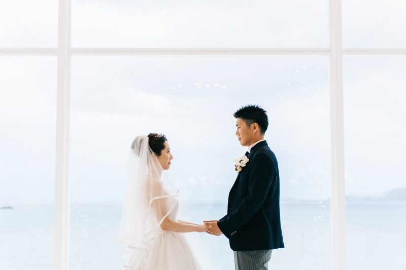 手を取り合って・・・