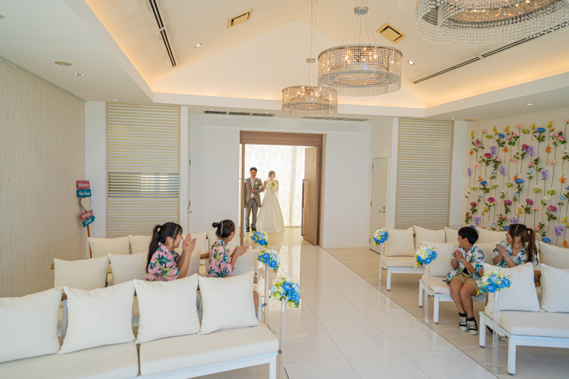 扉が開いた瞬間に...