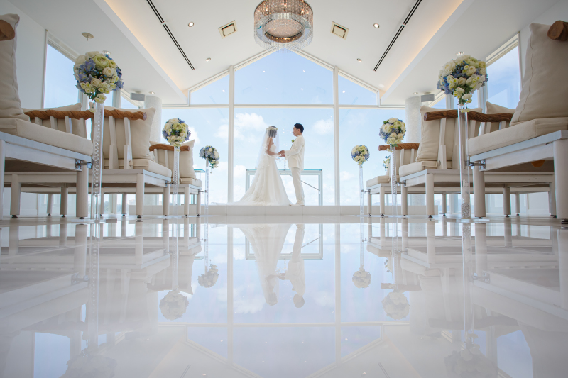 手を取り合って!