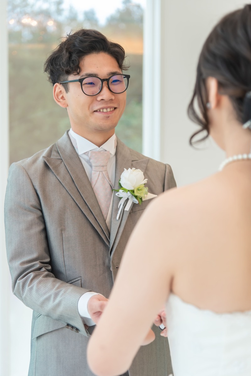 新婦様の手を取り合って・・・