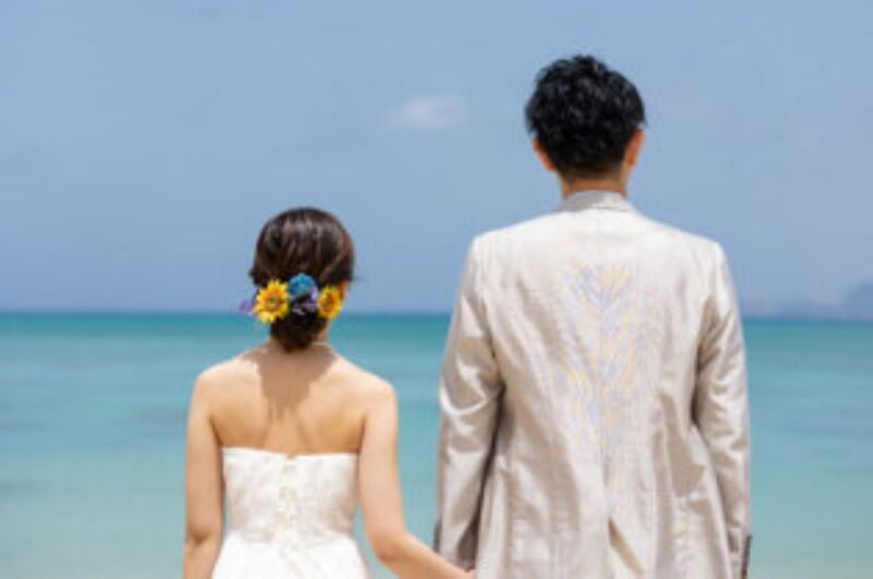 お花の髪飾りで華やかに