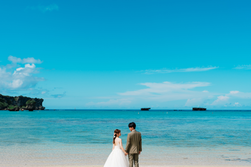 OKINAWA ワタベウェディング_海で撮影できる